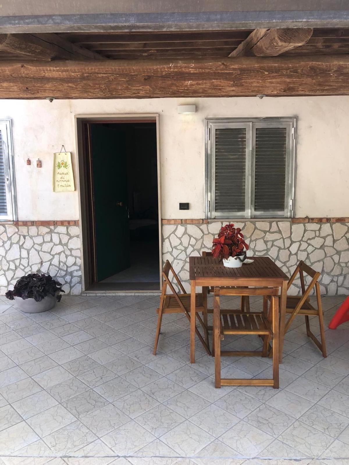 A Casa Di Nonna Emilia Bed & Breakfast Campagna Dış mekan fotoğraf